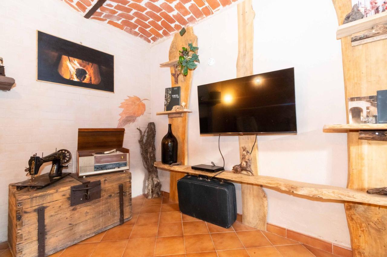 Villa Casa Delle Foglie Sussurranti Asti Esterno foto