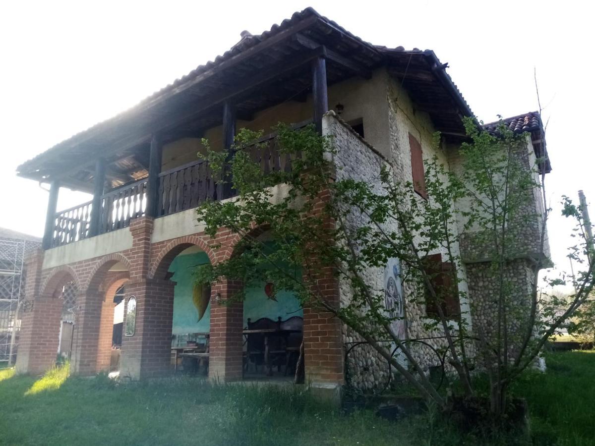 Villa Casa Delle Foglie Sussurranti Asti Esterno foto