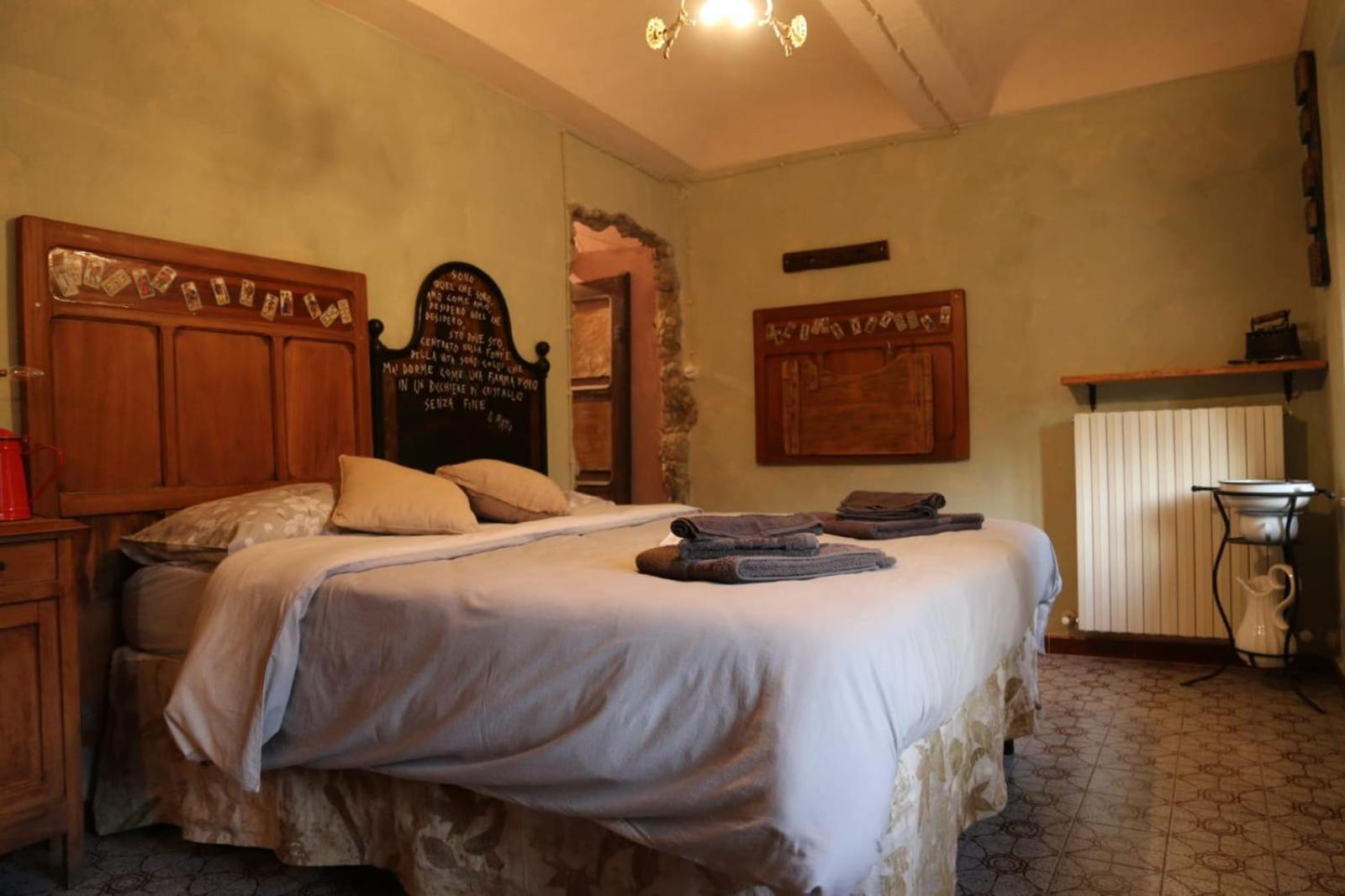 Villa Casa Delle Foglie Sussurranti Asti Esterno foto